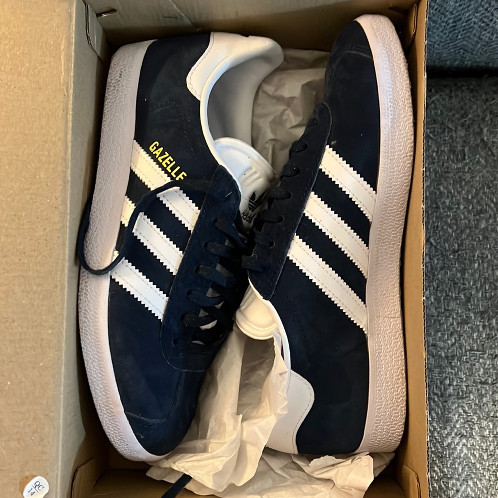 Navy blue adidas gazelles